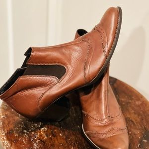 Paul Green Muchen Leather Ankle Boots Size 5.5 Almost New